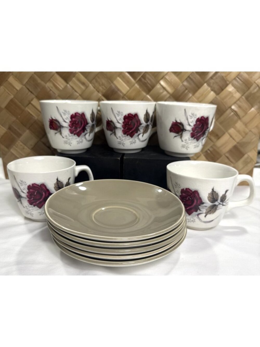 Vintage J & G Meakin Red Roses Cup Saucers White Ironstone England 5 cups, 4oz